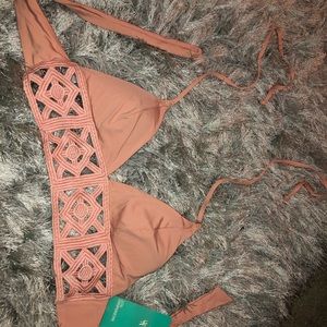 H & M peach bathing suit top